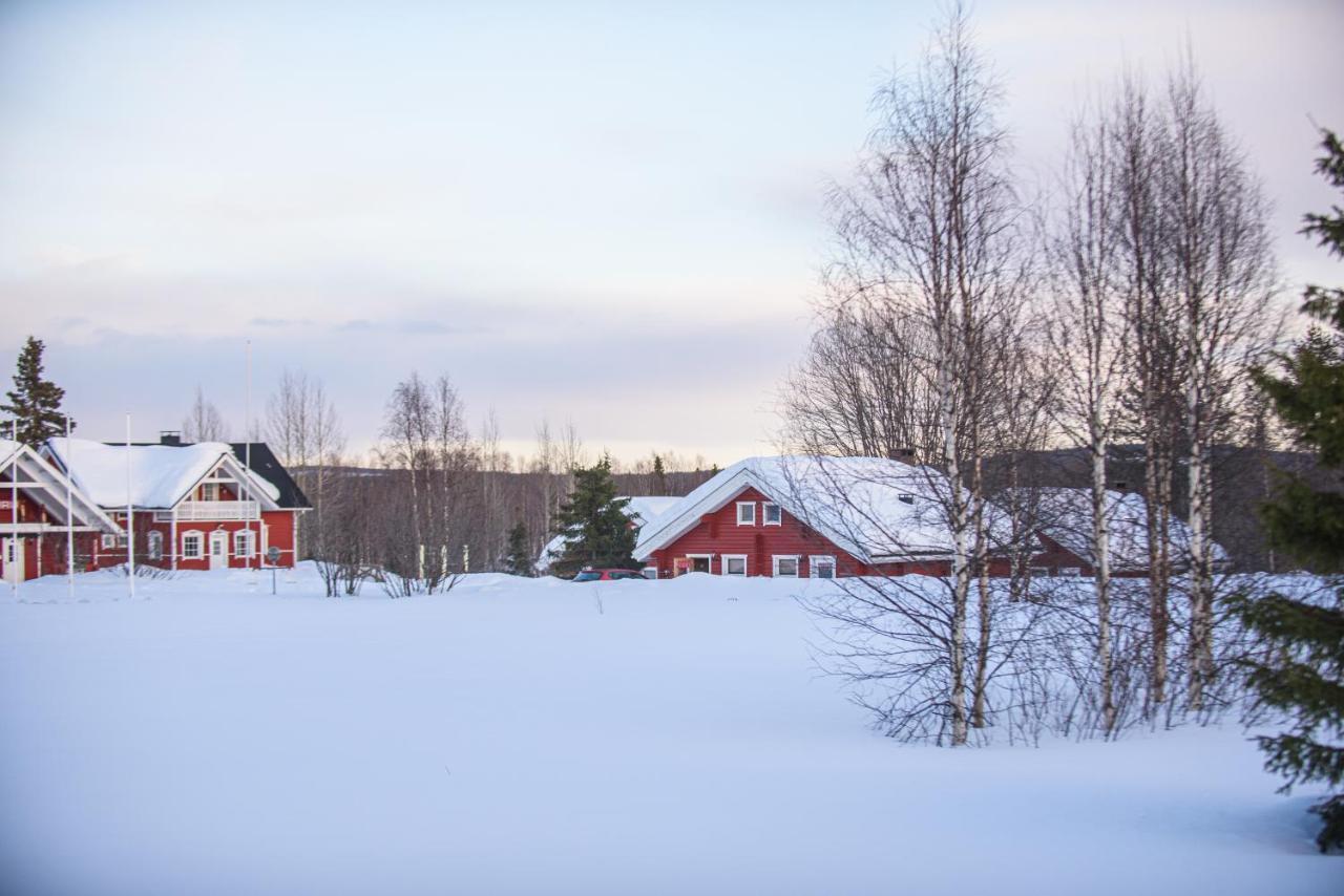 Holiday Village Kuukiuru Vuostimo Bagian luar foto